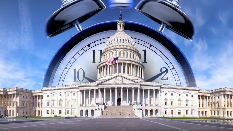 Senate puts fate of Daylight Saving Time bill in jeopardy and more top headlines