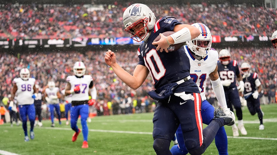 Colts and Patriots 6-point teaser is the football betting play of the week at -130 odds Colts and Patriots 6-point teaser is the football betting play of the week at -130 odds
